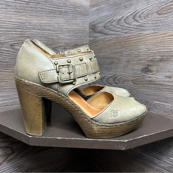 Born tierney platform taupe leather open toe heels